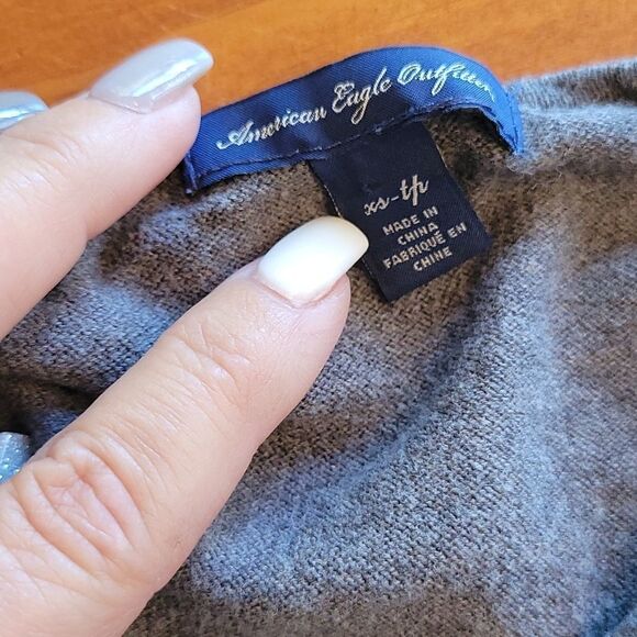 AMERICAN EAGLE TWIST BACK SWEATER - Picture 4 of 6